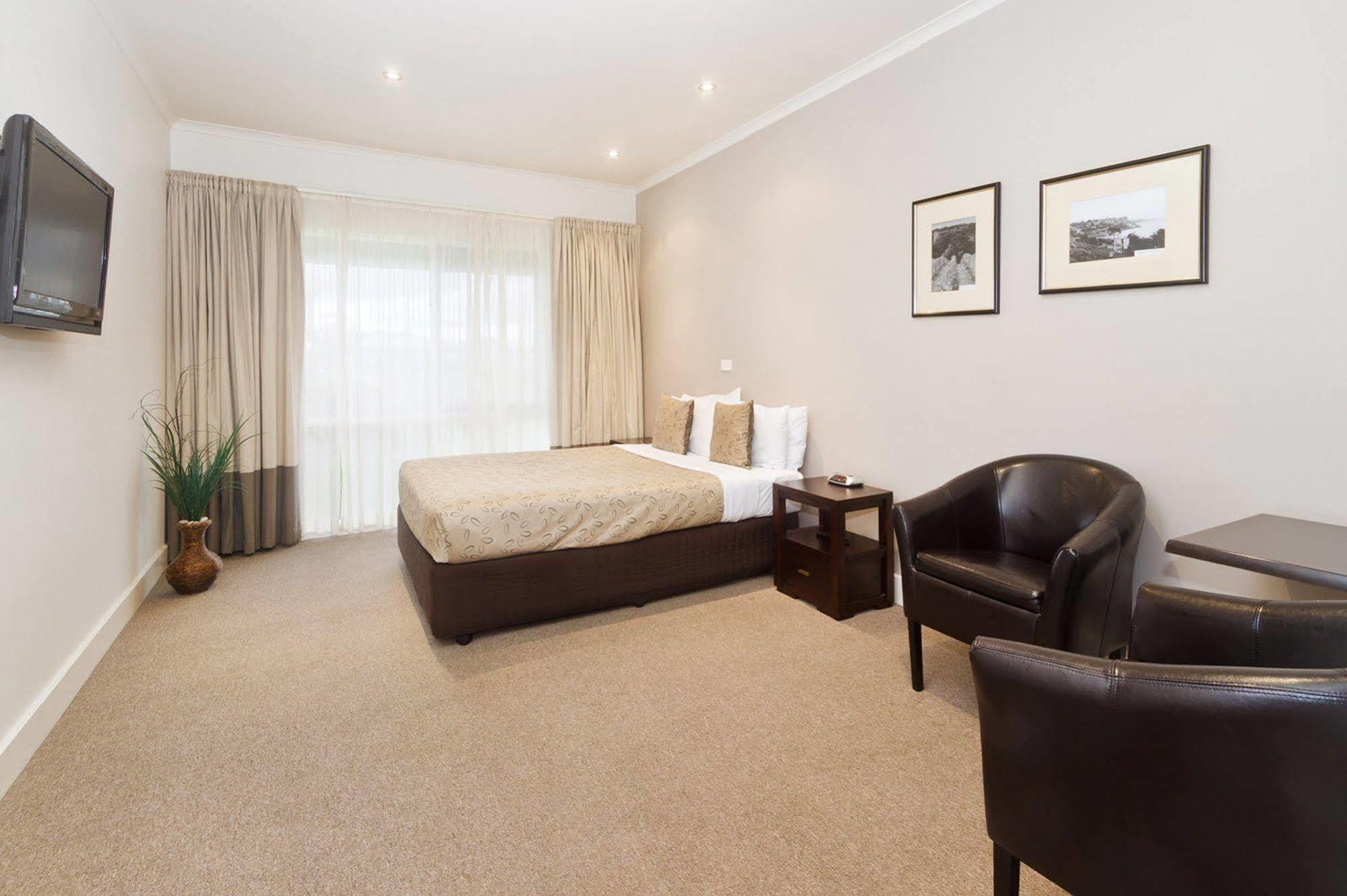 Sandhurst Motel Carrum Downs Exterior photo