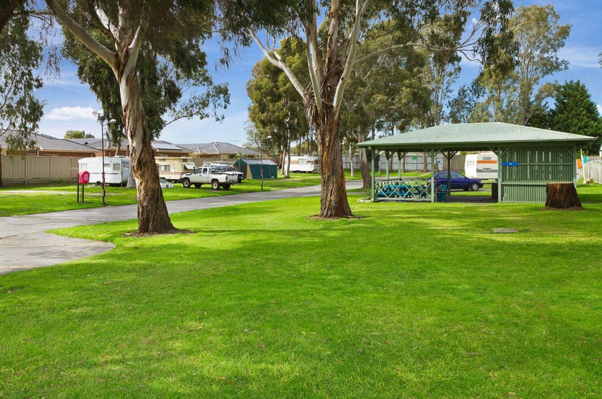 Sandhurst Motel Carrum Downs Exterior photo