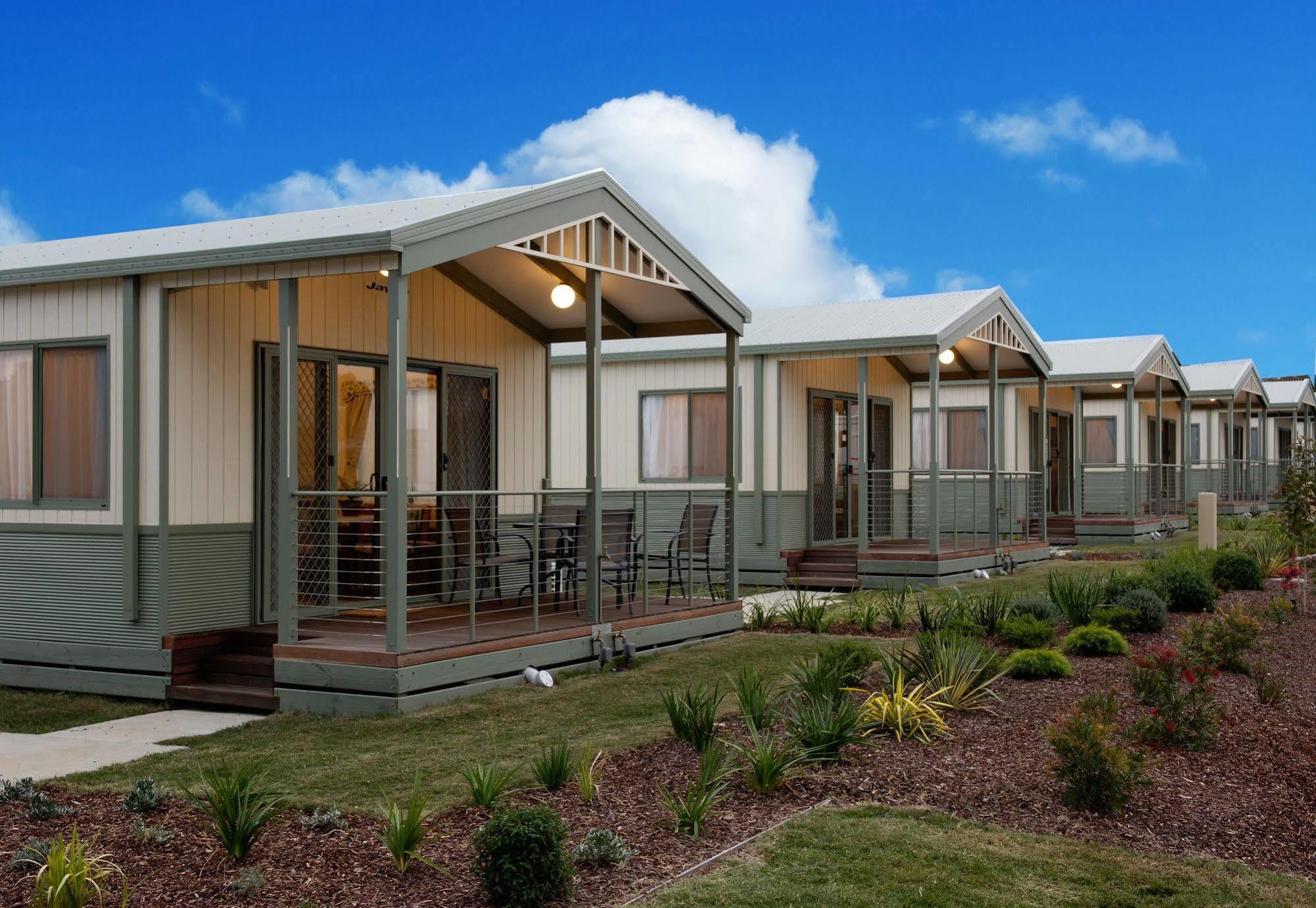 Sandhurst Motel Carrum Downs Exterior photo